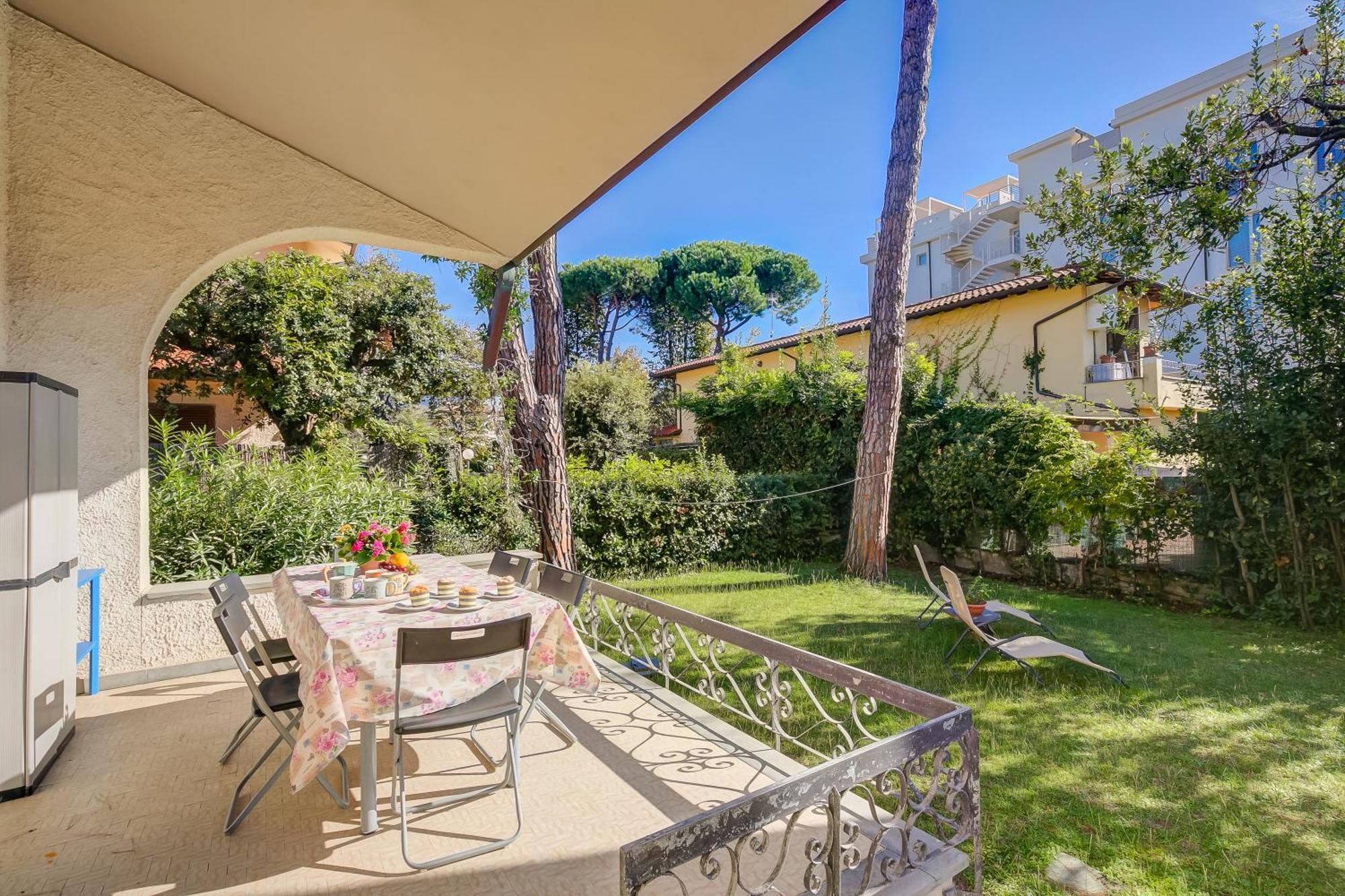 Casa Maddalena Al Mare 600M From Sea - Happy Rentals Marina di Pietrasanta Bagian luar foto