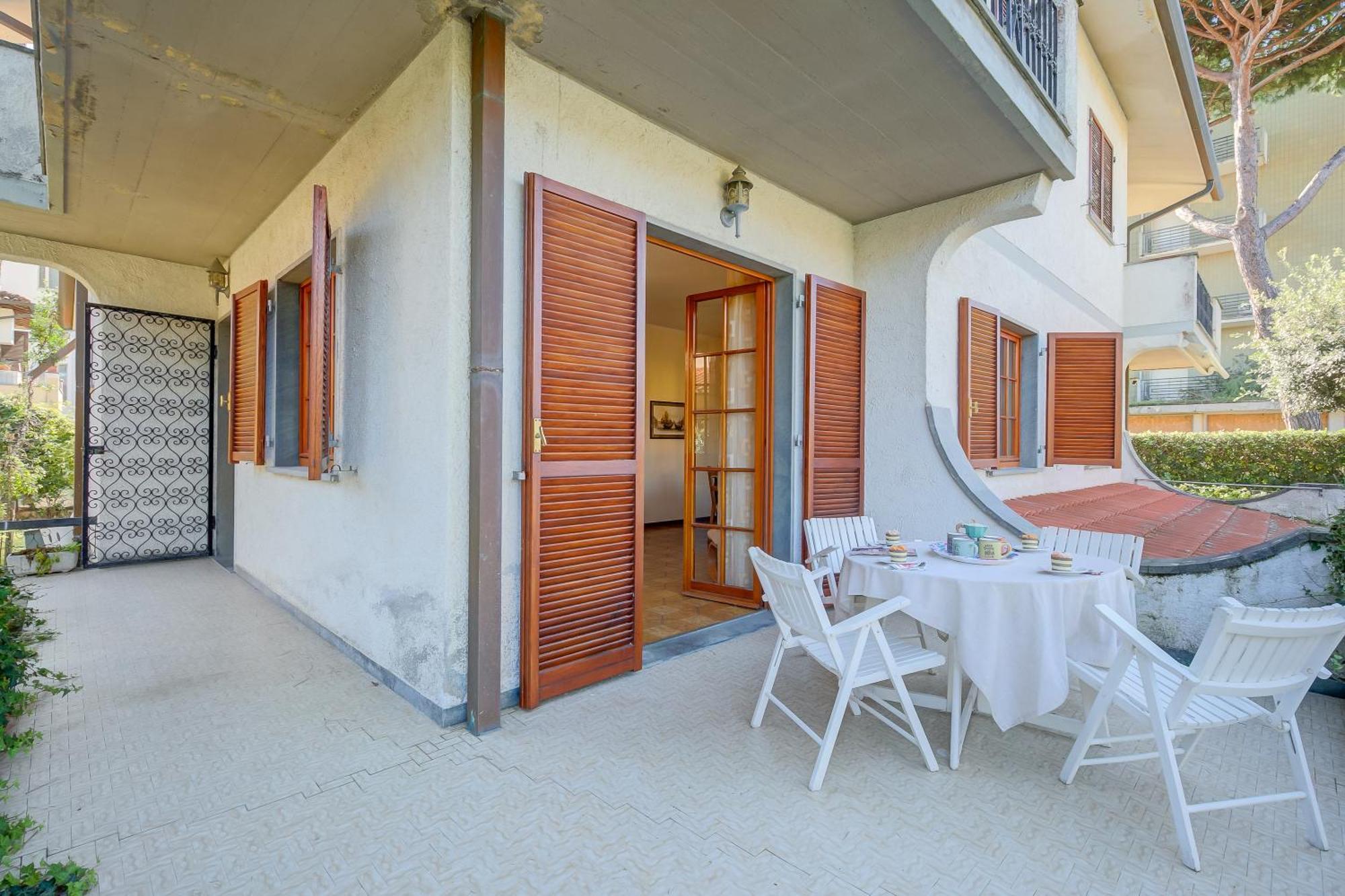 Casa Maddalena Al Mare 600M From Sea - Happy Rentals Marina di Pietrasanta Bagian luar foto